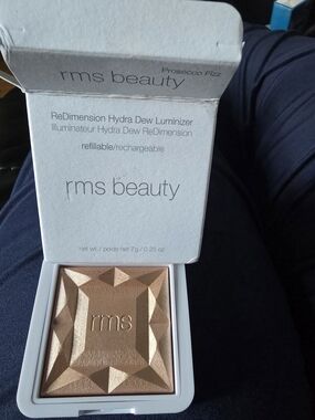 rms beauty ReDimension Hydra Dew Luminizer - Champagne Glow